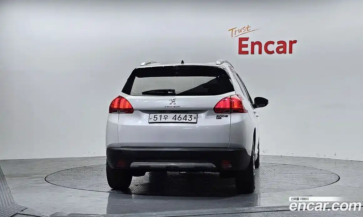 Peugeot 2008 2015 1.6 гидро в Москве № 336236, фото 4