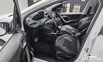 Peugeot 2008 2015 1.6 гидро в Москве № 336236, миниатюра 10