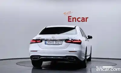 Mercedes-Benz E-Class 2023 2.0 гидро, миниатюра 4