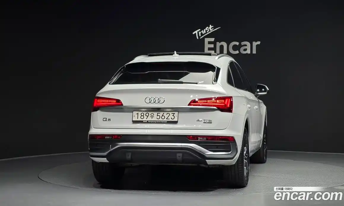 Audi Q5 2023 2.0 гидро в Москве № 343451, фото 4