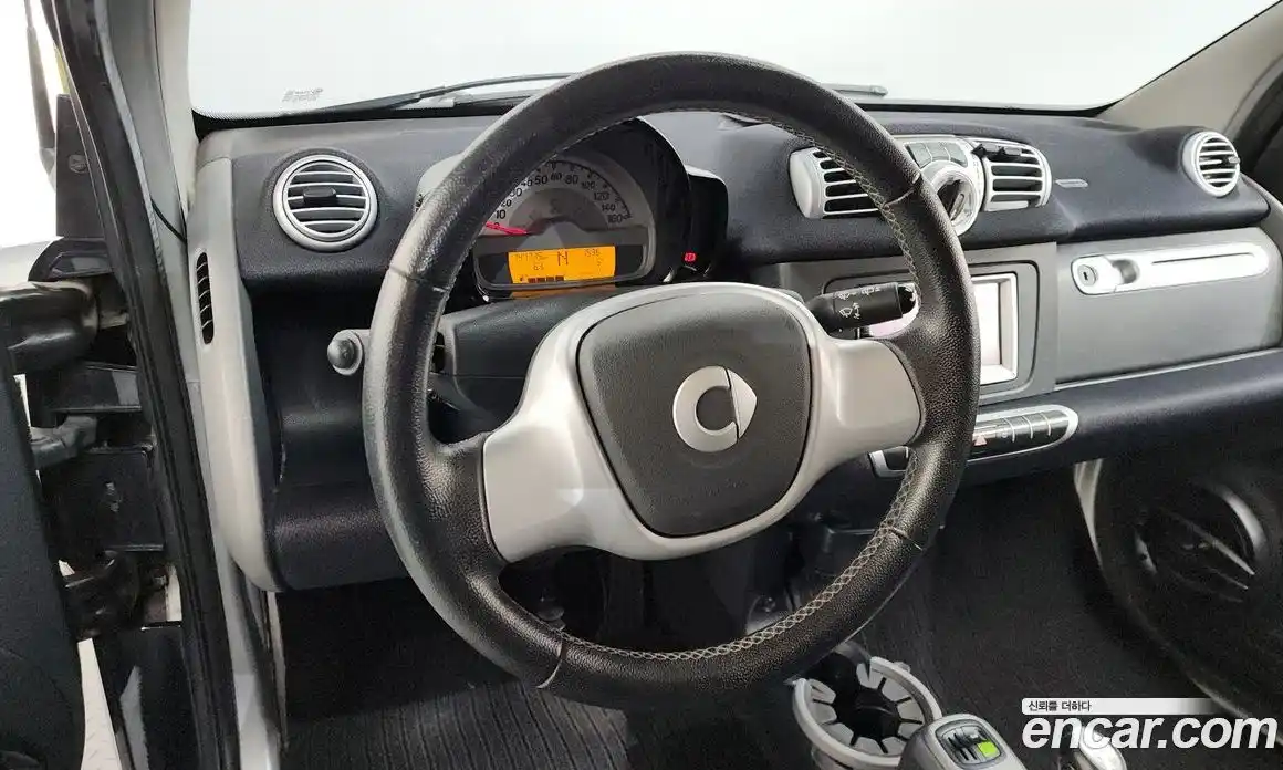 Smart Fortwo 2012 1.0 гидро в Москве № 376054, фото 12