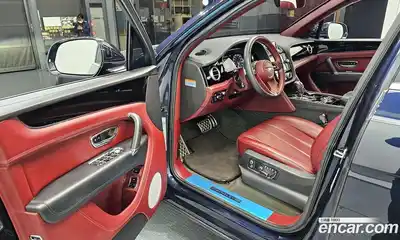 Bentley Bentayga 2020 4.0 гидро в Москве № 387174, миниатюра 11