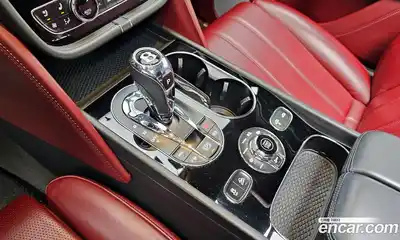 Bentley Bentayga 2020 4.0 гидро в Москве № 387174, миниатюра 9