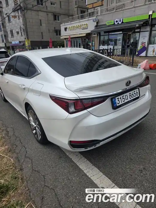 Lexus ES 2025 2.5 гидро в Москве № 398712, фото 5