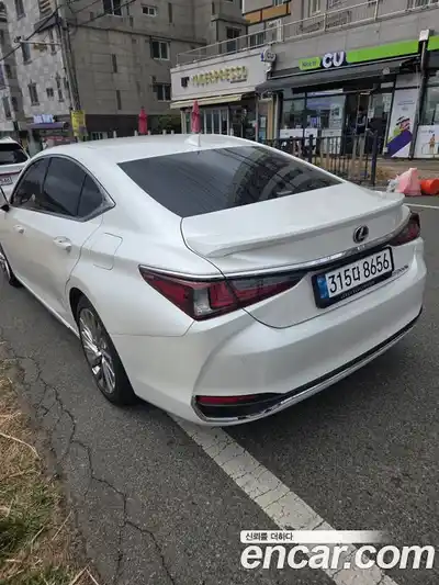 Lexus ES 2025 2.5 гидро в Москве № 398712, миниатюра 5