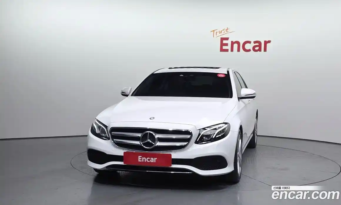Mercedes-Benz E-Class 2016 1.9 гидро в Москве № 467873, фото 3