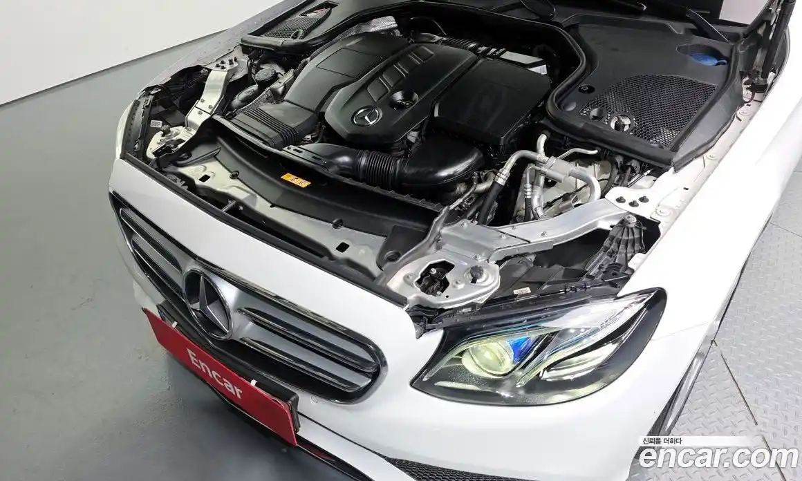 Mercedes-Benz E-Class 2016 1.9 гидро в Москве № 467873, фото 6