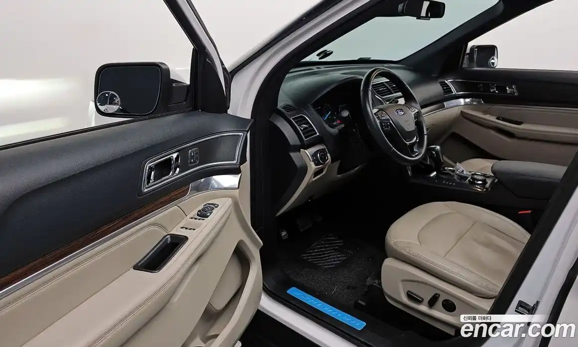 Ford Explorer 2019 2.3 гидро в Москве № 473478, фото 11