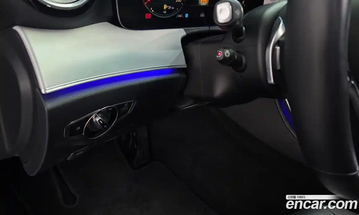 Mercedes-Benz E-Class 2021 2.0 гидро, фото 14