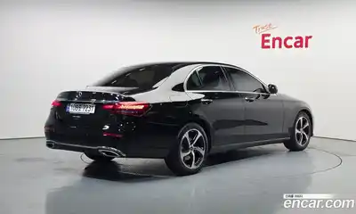 Mercedes-Benz E-Class 2021 2.0 гидро, миниатюра 2