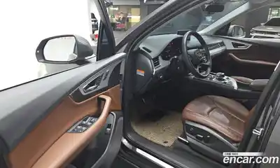 Audi Q7 2019 2.0 гидро в Москве № 496837, миниатюра 11
