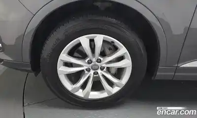 Audi Q7 2019 2.0 гидро в Москве № 496837, миниатюра 4
