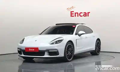 Porsche Panamera, 2020