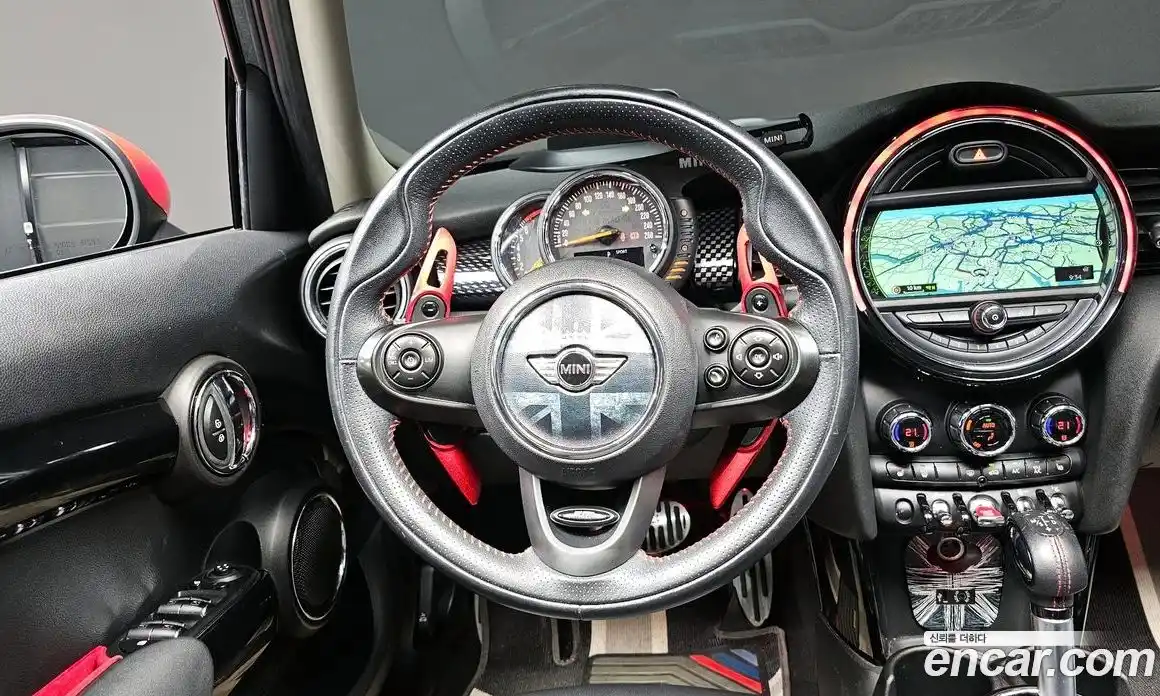 Mini Cooper 2017 2.0 гидро в Москве № 499137, фото 13