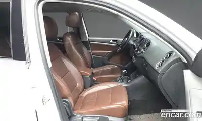 Volkswagen Tiguan 2016 2.0 гидро в Москве № 533470, миниатюра 11