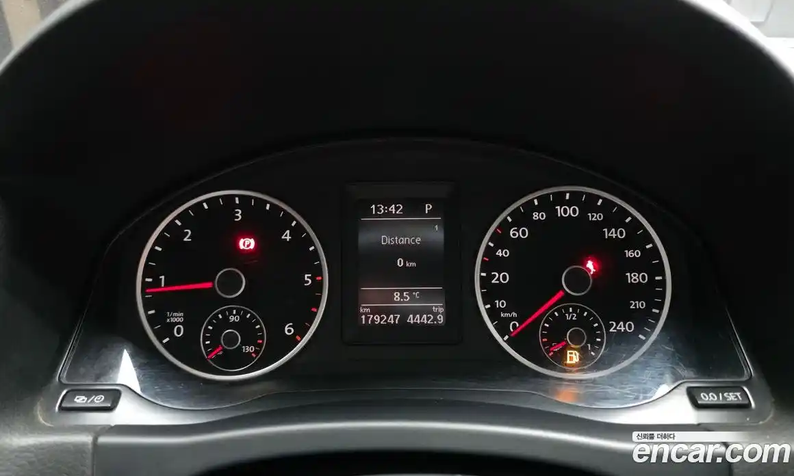 Volkswagen Tiguan 2016 2.0 гидро в Москве № 533470, фото 8