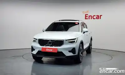 Volvo XC40 2023 2.0 гидро в Москве № 544984, миниатюра 3