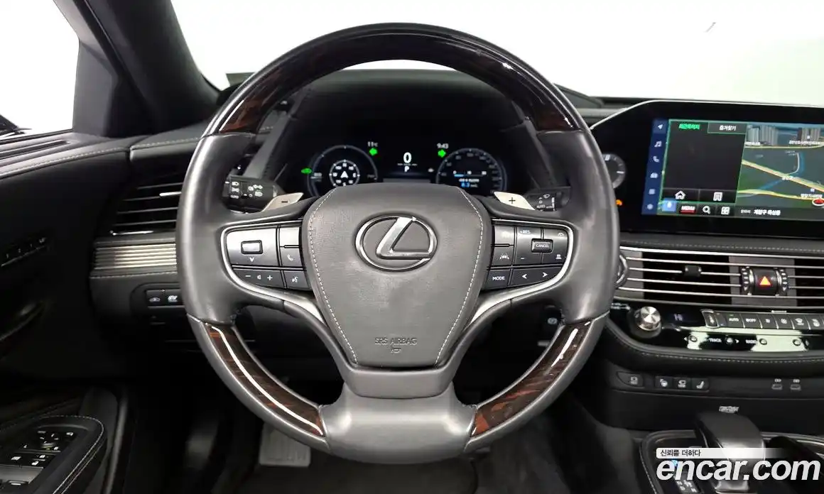 Lexus LS 2024 3.5 гидро в Москве № 595550, фото 13