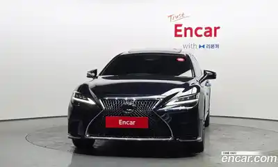 Lexus LS 2024 3.5 гидро в Москве № 595550, миниатюра 3