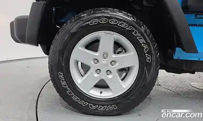 Jeep Wrangler 2017 3.6 гидро в Москве № 609625, миниатюра 5
