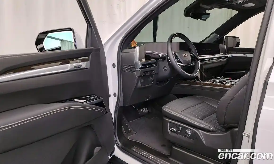 Cadillac Escalade 2025 6.2 гидро в Москве № 611542, фото 10
