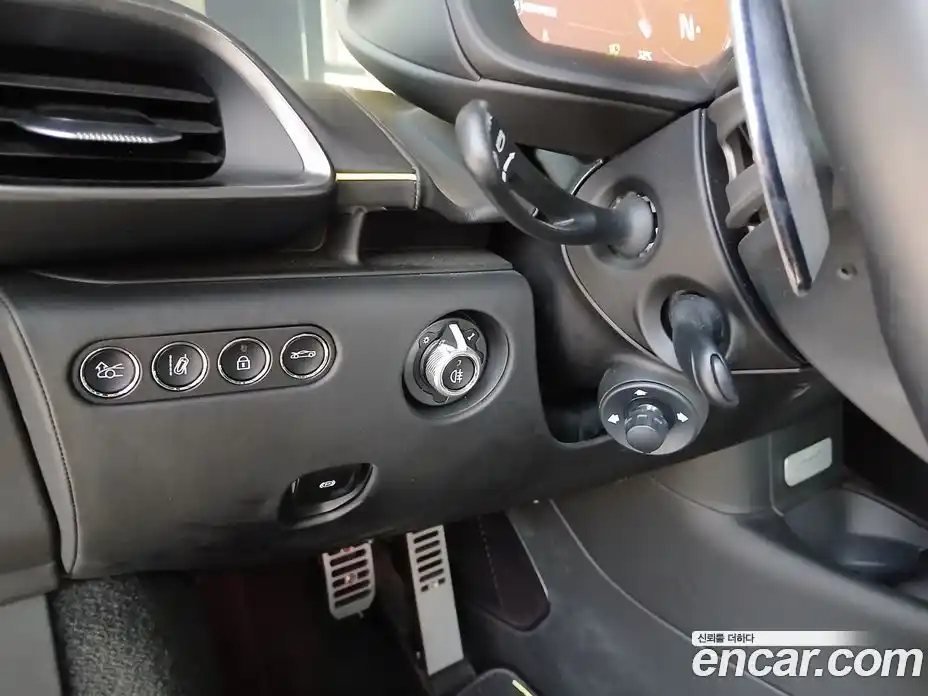 McLaren Artura 2023 3.0 гидро в Москве № 612133, фото 14