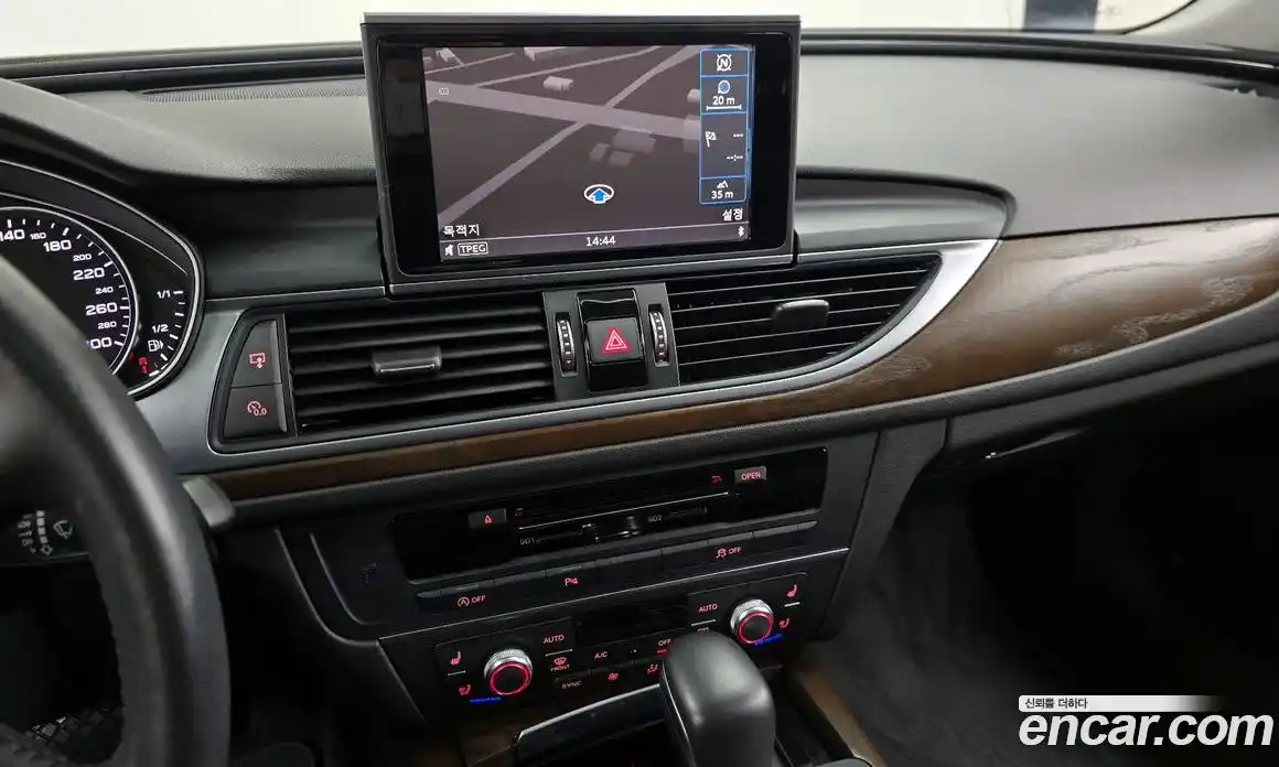 Audi A6 2015 2.0 гидро в Москве № 625418, фото 14