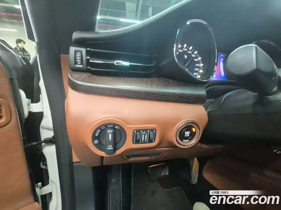 Maserati Quattroporte 2014 3.0 гидро в Москве № 681022, фото 19