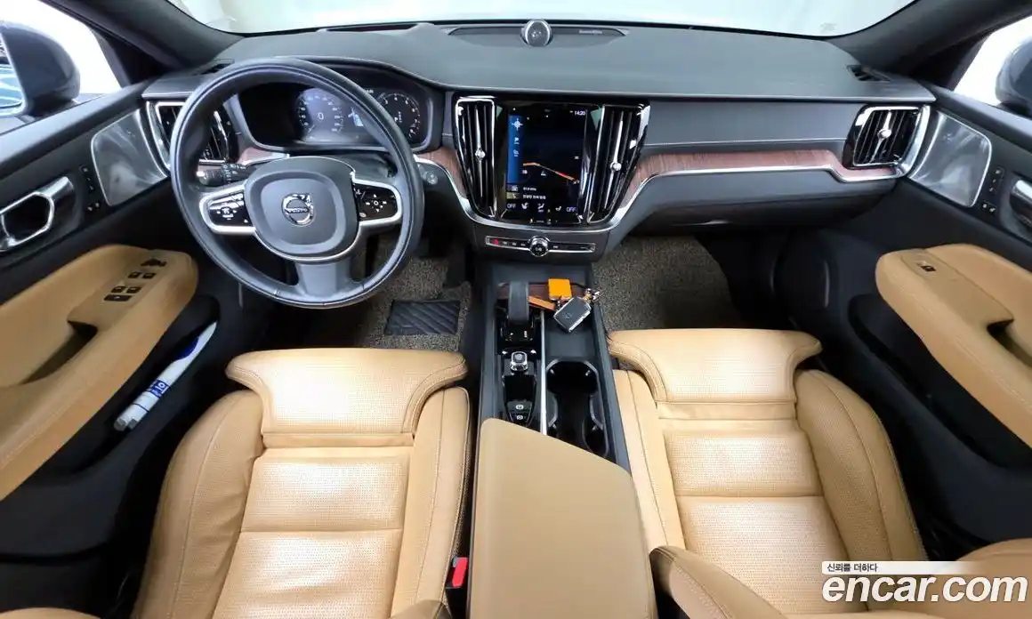 Volvo V60 2022 2.0 гидро в Москве № 724096, фото 7
