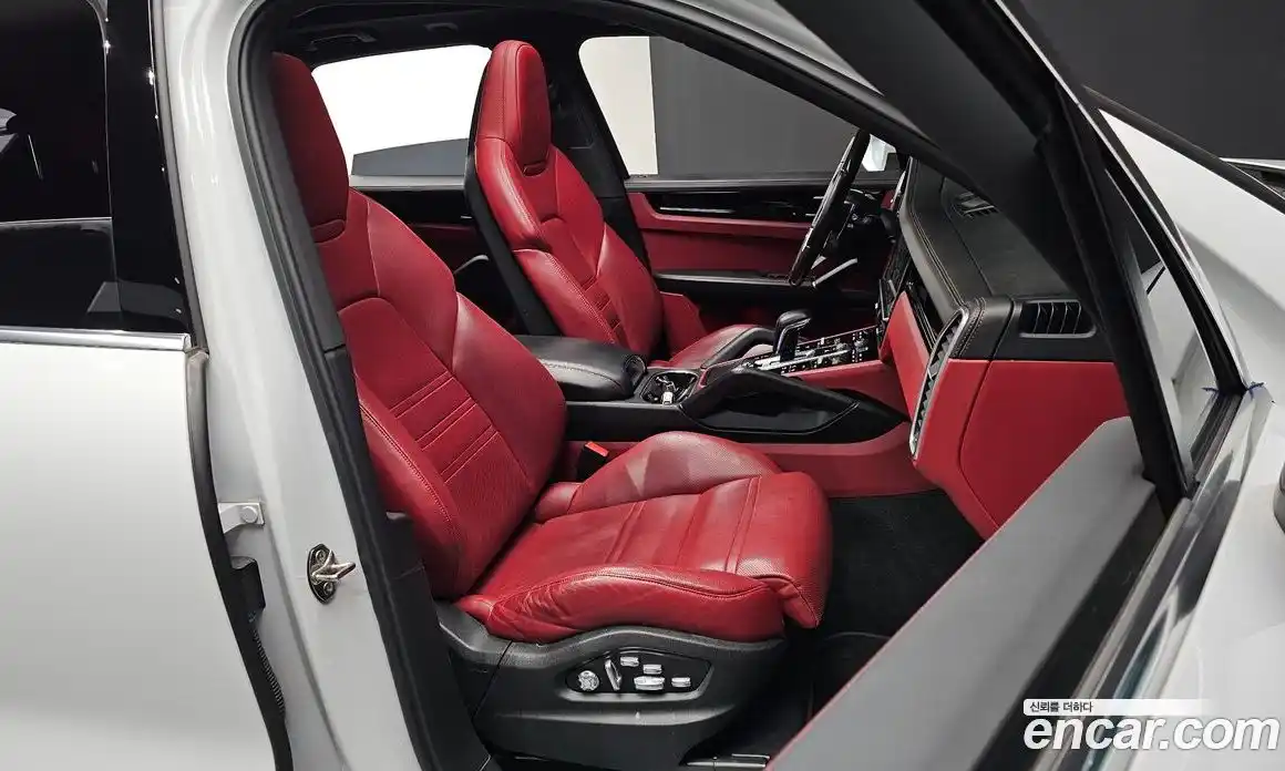Porsche Cayenne 2019 3.0 гидро в Москве № 724209, фото 10