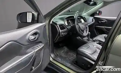 Jeep Cherokee 2021 2.4 гидро в Москве № 725278, миниатюра 10