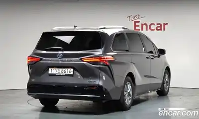 Toyota Sienna, 2023