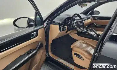 Porsche Cayenne 2019 3.0 гидро в Москве № 894488, миниатюра 10