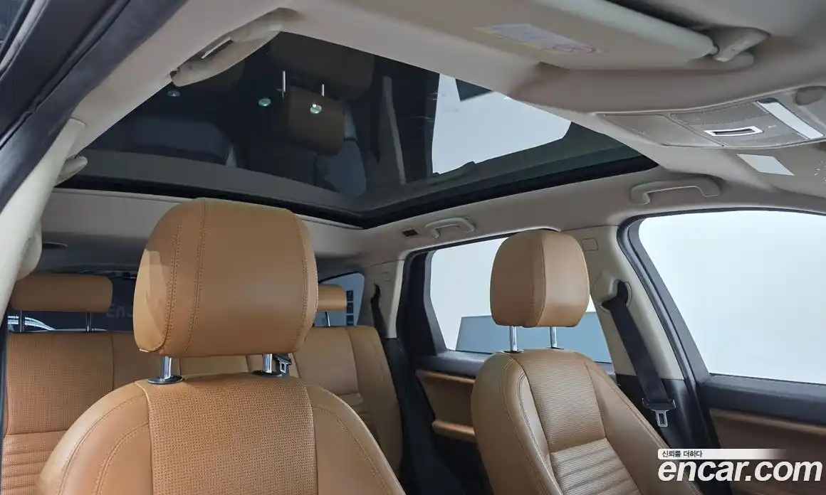 Land Rover Discovery Sport 2017 2.0 гидро в Москве № 895051, фото 16