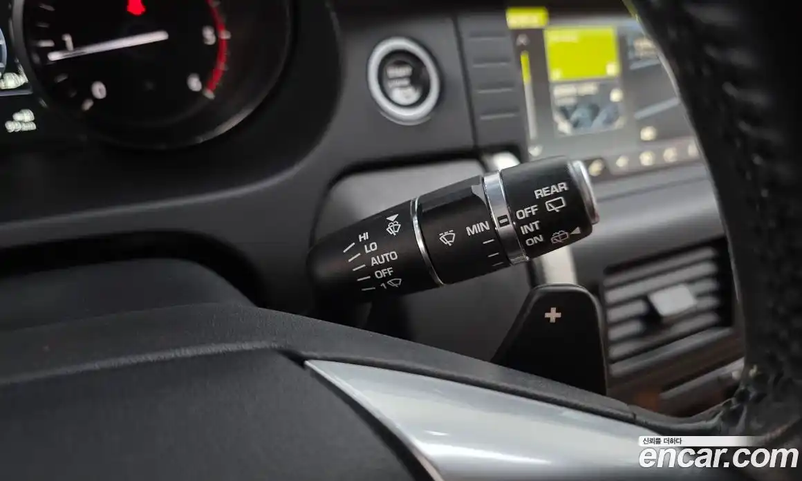 Land Rover Discovery Sport 2017 2.0 гидро в Москве № 895051, фото 18