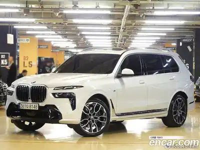 BMW X7 2023 3.0 гидро в Москве № 934823, миниатюра 2