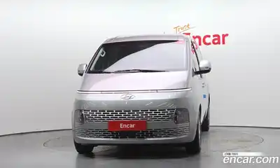 Hyundai Staria 2023 2.2 Автомат в Москве № 971919, миниатюра 3