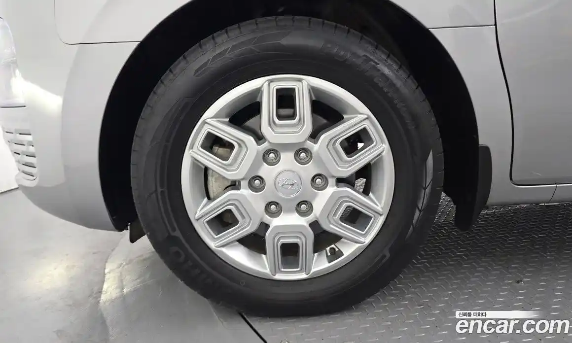 Hyundai Staria 2023 2.2 Автомат в Москве № 971919, фото 5