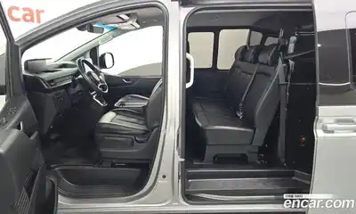 Hyundai Staria 2023 2.2 Автомат в Москве № 971919, миниатюра 10