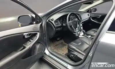 Volvo V40 2018 2.0 гидро в Москве № 971989, миниатюра 11
