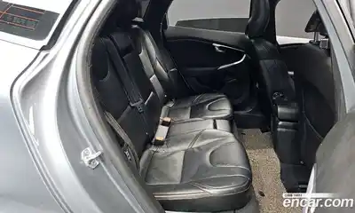 Volvo V40 2018 2.0 гидро в Москве № 971989, миниатюра 12
