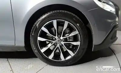 Volvo V40 2018 2.0 гидро в Москве № 971989, миниатюра 5