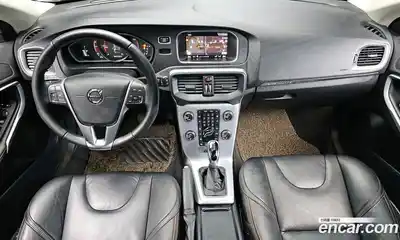 Volvo V40 2018 2.0 гидро в Москве № 971989, миниатюра 7
