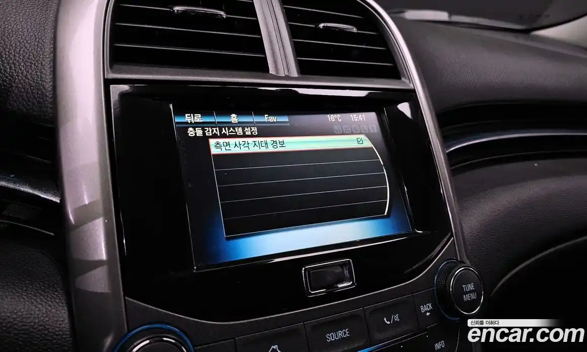 Chevrolet Malibu 2016 2.0 Автомат в Москве № 974983, фото 16