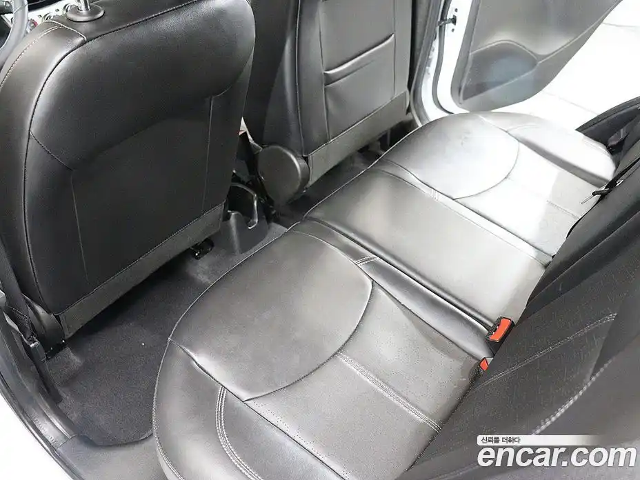 Chevrolet Spark 2016 1.0 Автомат в Москве № 975042, фото 10