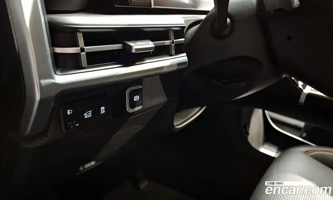 Hyundai Santa Fe 2024 2.5 Автомат в Москве № 1000599, фото 13