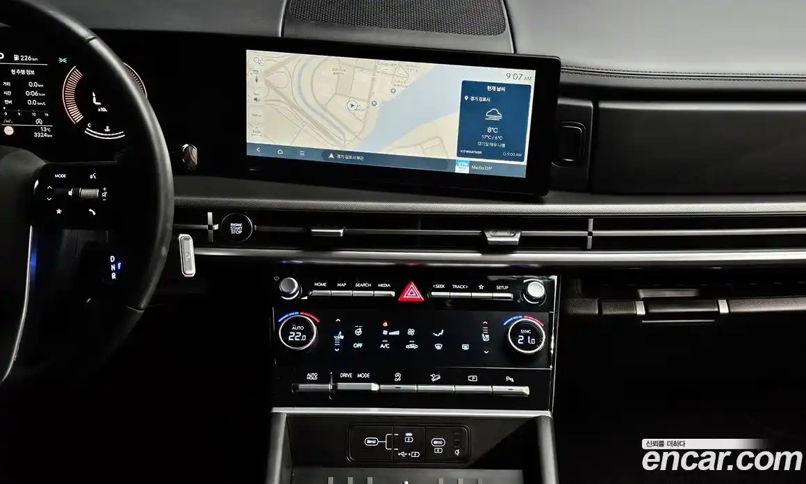 Hyundai Santa Fe 2024 2.5 Автомат в Москве № 1000599, фото 15