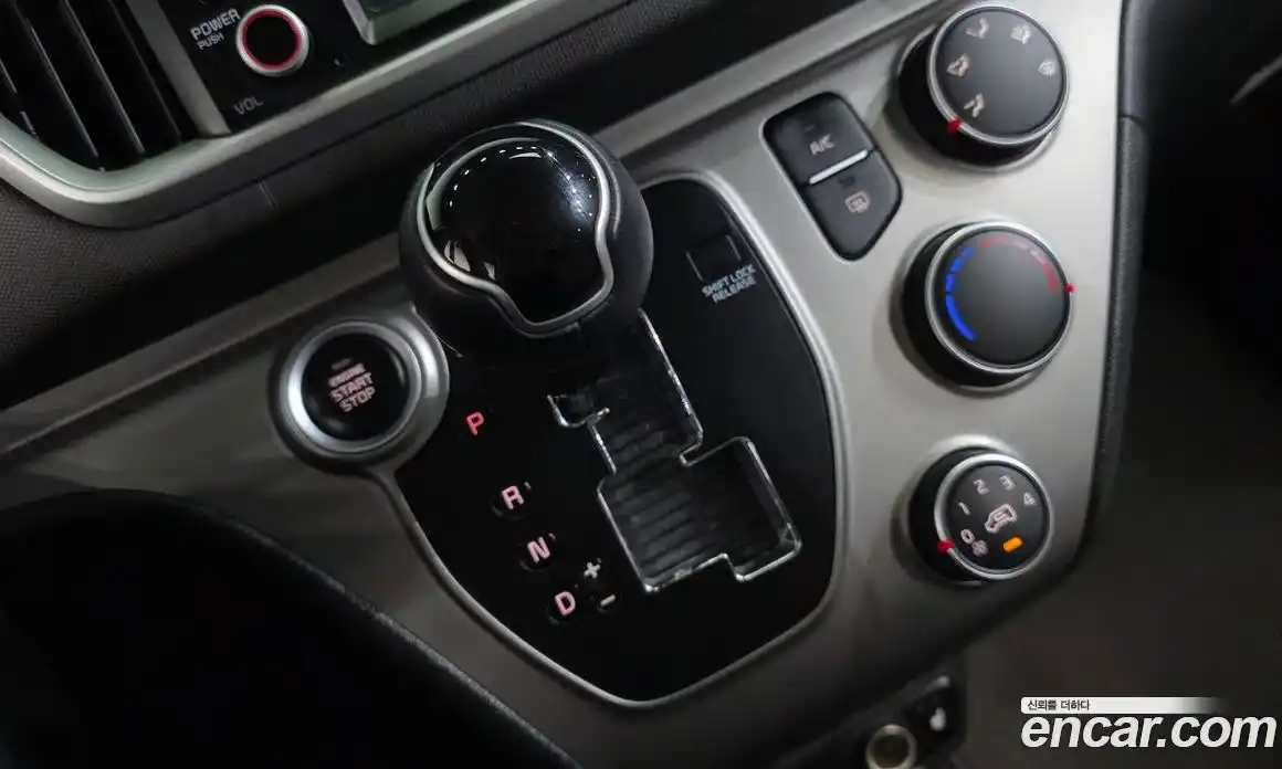 Kia Ray 2022 1.0 Автомат в Москве № 1009416, фото 9