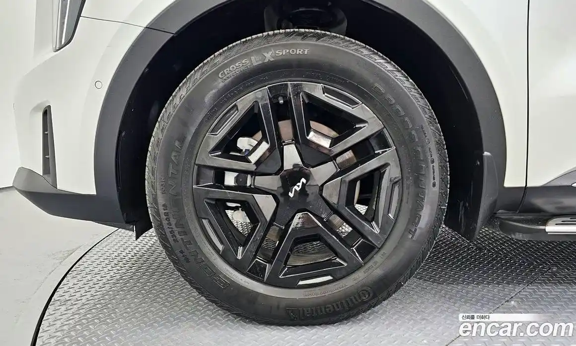 Kia Sorento 2023 1.6 Автомат в Москве № 1009516, фото 5