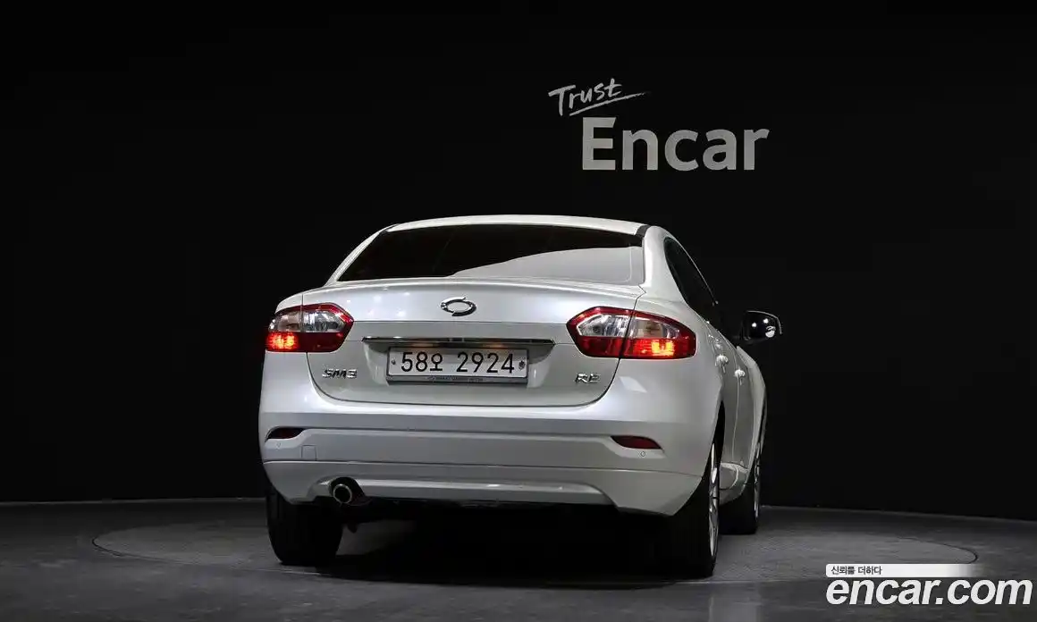 Renault SM3 2010 1.6 гидро в Москве № 1013236, фото 4